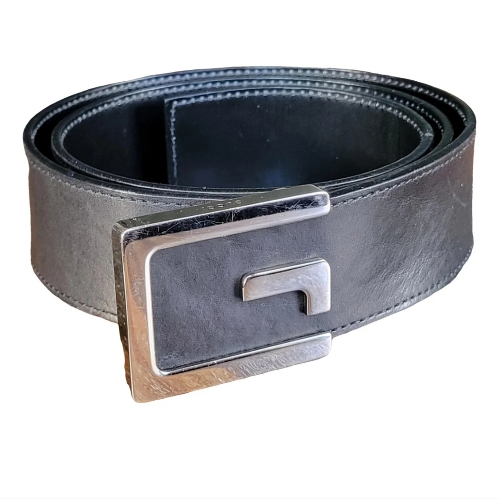 Men's Authentic Gucci belt 29"